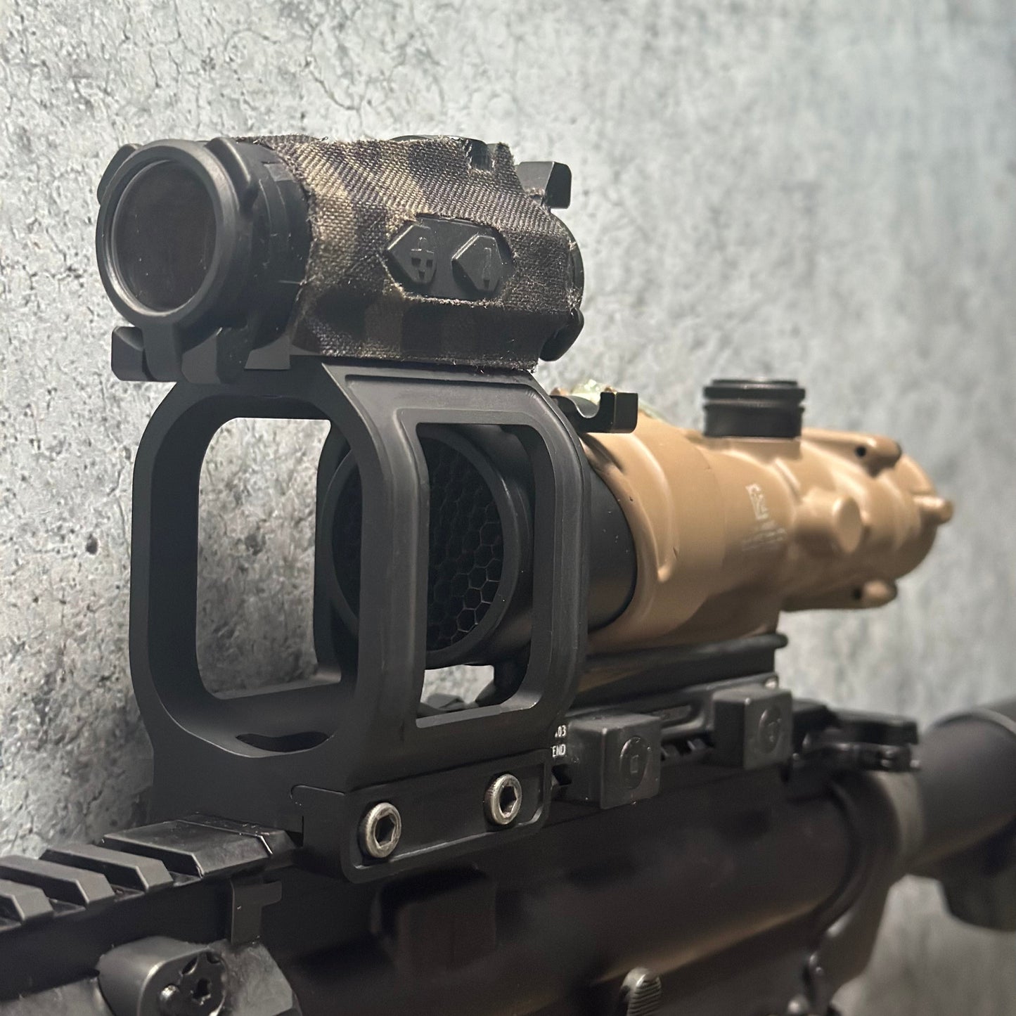O.F.F. Mount (XL)